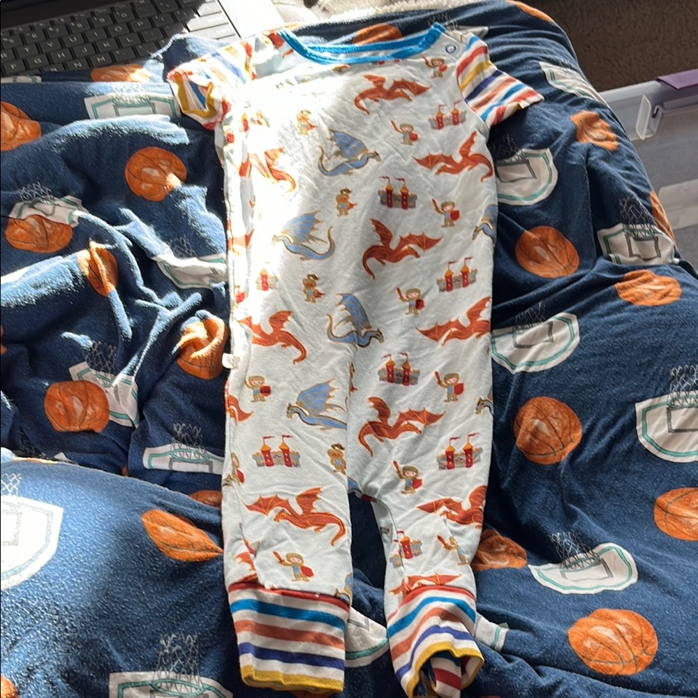 B 18 Free Birdies Bamboo Short sleeve romper